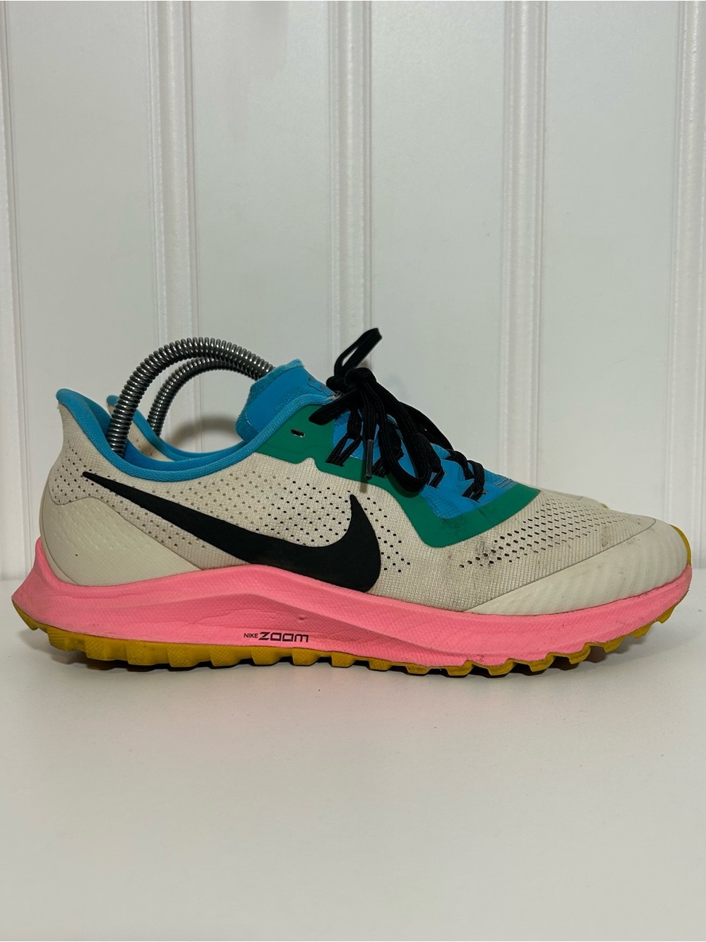 Nike air zoom Pegasus 36 trail white yellow blue pink black